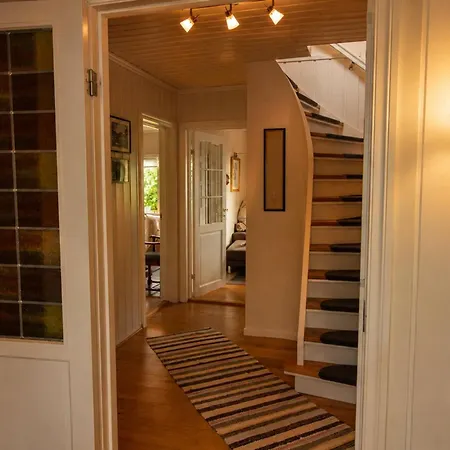 לינה וארוחת בוקר Casa Hauge *
